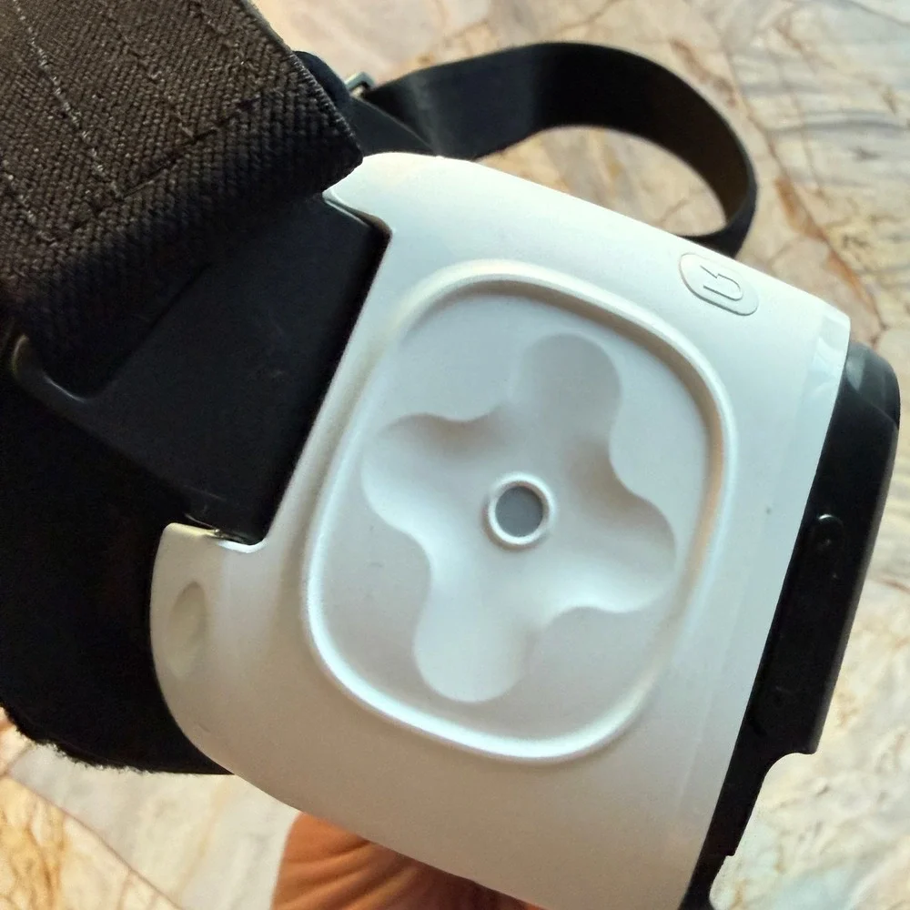 Samsung‎ Gear VR SM R322 Powered by Oculus Virtual Reality Headset White